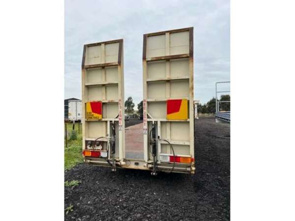 Self Loading Concrete Mixer For Sale With Competitive Price - LUTON